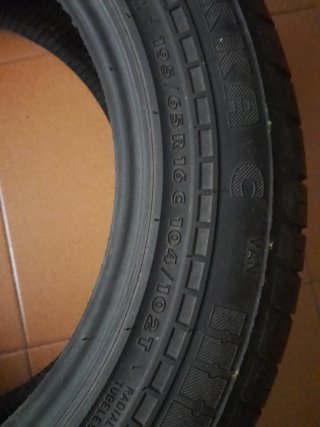 Neumático Nokian Hakka C Van 195/65R16