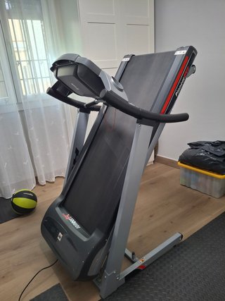 Cinta de correr BH Pioneer R7 Profesional