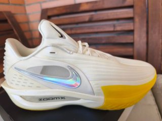 Nike GT CUT 3 TURBO Zapatillas Baloncesto