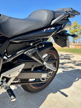 Yamaha FZ6 S2 Naked Blanca