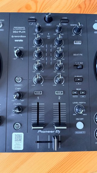 Controlador DJ Pioneer DDJ-FLX4