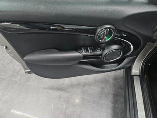 MINI COOPER 5 PUERTAS 136cv -54.000km-