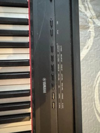 Piano Digital Yamaha P115