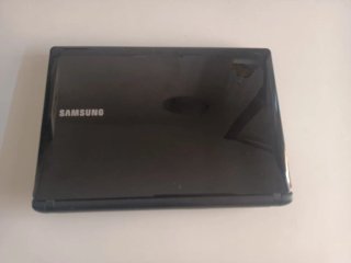 Samsung N150 Plus Portatile no caricatore.