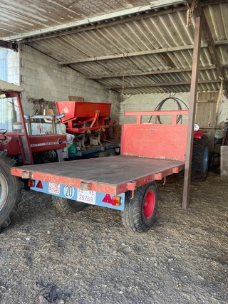 Remolque Agrícola con documentacion al dia.