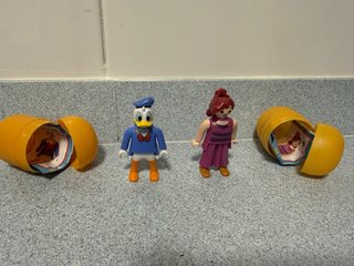 Cambio / vendo Pato Donald y Megara