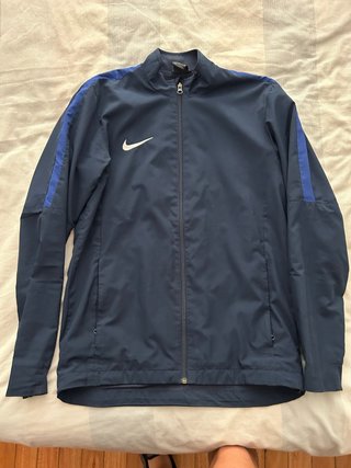 Chaqueta deportiva Nike azul