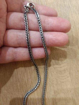 Cadena de plata envejecida