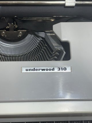 Máquina de escribir Underwood 310 Vintage