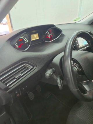 Peugeot 308, solo 104.000km impecable!