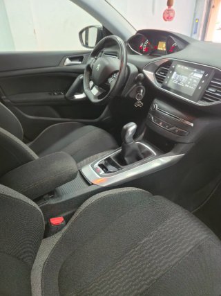 Peugeot 308, solo 104.000km impecable!