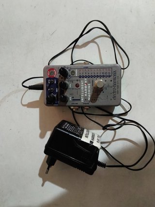 Electro-harmonix Intelligent Harmony Machine