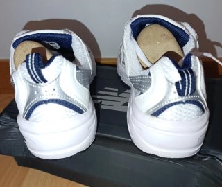 Zapatillas New Balance 530 Blancas y Plateadas