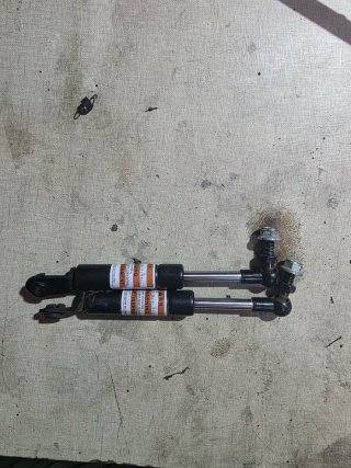 Amortiguadores de asiento para TMAX 530