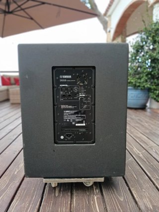 Subwoofer Yamaha DXS15 950W