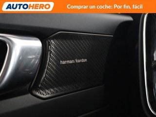 Volvo XC40 2.0 T5 R-Design AWD