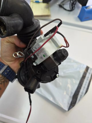 Bomba de agua Corberó CLT1270 — 15 €