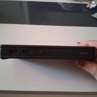Estación de acoplamiento USB-C. Marca UGREEN