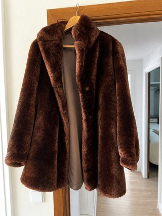 Chaquetón 3/4 de Pelo Sintético Marrón