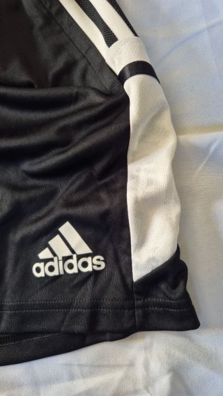 Pantalón corto deportivo Adidas