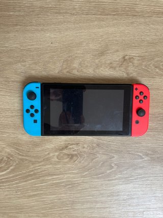 Nintendo Switch Azul y Rojo