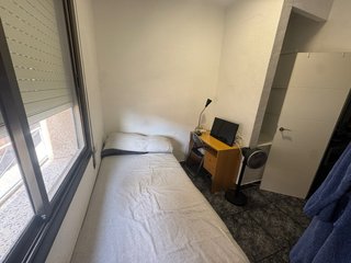 Alquilo habitacion por badalona calle chopin 2