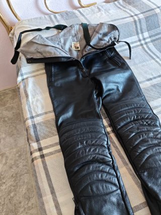 Pichi Moto Cuero Mujer
