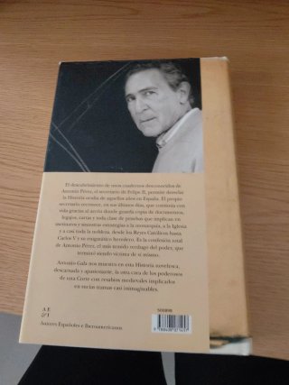 El pedestal de las estatuas (Spanish Edition)