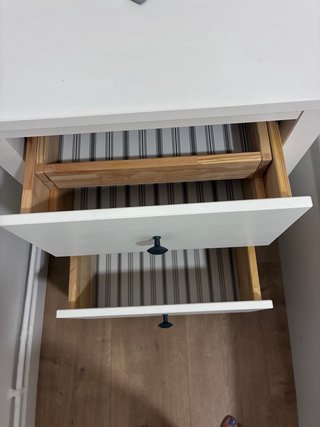 Mesita de noche blanca Ikea