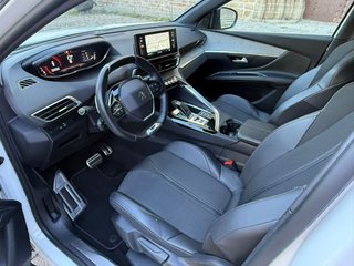Peugeot 5008 GT BlueHDi 130 EAT8