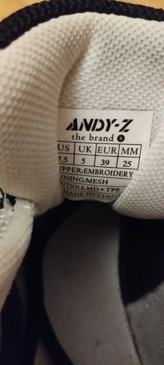 Zapatillas | Mujer | Andy Z | Bordadas | 39