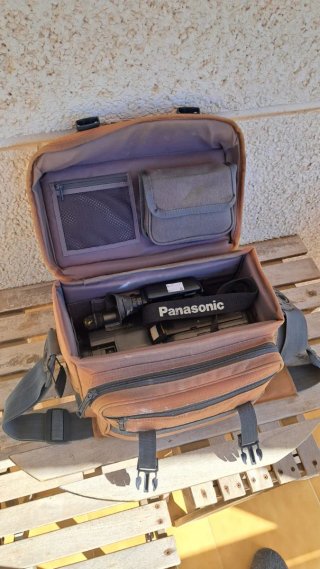 Videocámara Vintage Panasonic MC20 (Para Piezas)