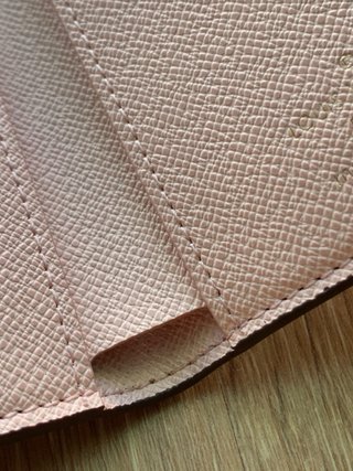 Cartera Louis Vuitton Monogram interior Rosa