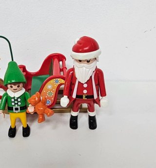 Trineo Playmobil con Papá Noel y Elfo