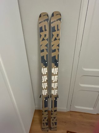 Esquís Freestyle Limited Edition Steel Spence