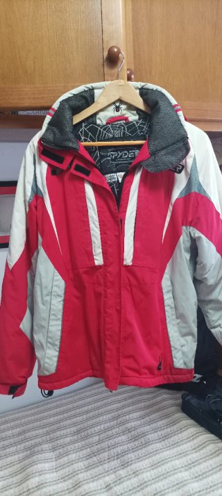Cazadora de esquí Spyder roja y blanca