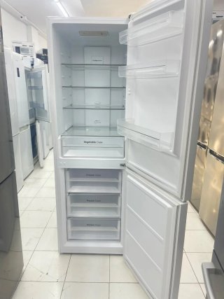 Nevera marca Daewoo Blanca 6 mess garantia