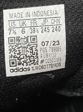 Zapatillas adidas Negras y Blancas
