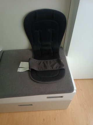 Colchoneta silla de paseo Bugaboo Negra