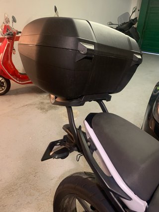 Maleta Trasera Givi para Kawasaki ER-6F