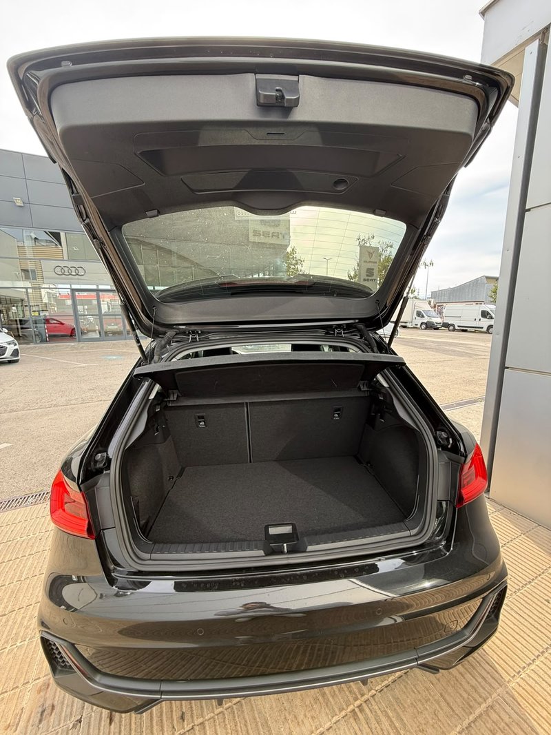 Audi A1 Sportback 30 TFSI Adrenalin black line 6 vel. 2022, foto 10