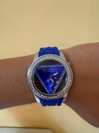 Reloj Guess Azul y Plateado
