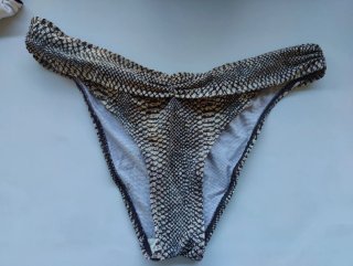 Braga de bikini con estampado animal