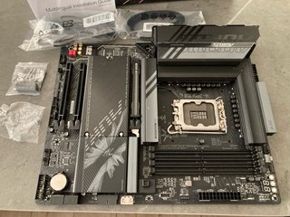 Placa Base Gigabyte Z890 AORUS ELITE WIFI7
