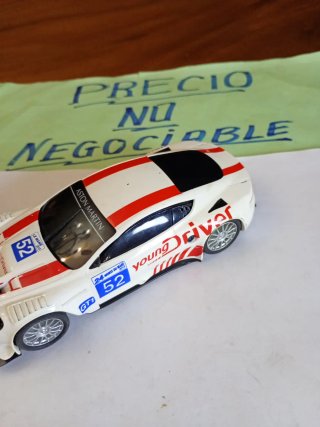 Scalextric Aston Martin DBR-9 Leer DESCRIPCIÓN
