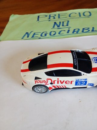 Scalextric Aston Martin DBR-9 Leer DESCRIPCIÓN