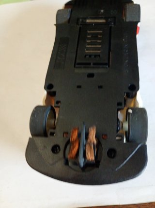 Scalextric Aston Martin DBR-9 Leer DESCRIPCIÓN
