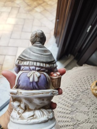 2 Statuine in porcellana