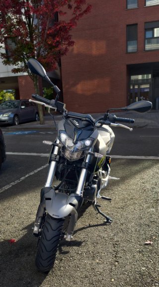 Benelli TNT 125, SOLO 1100KM, REESTRENO!!