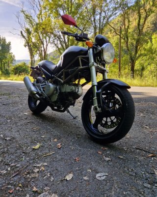 Ducati Monster 600